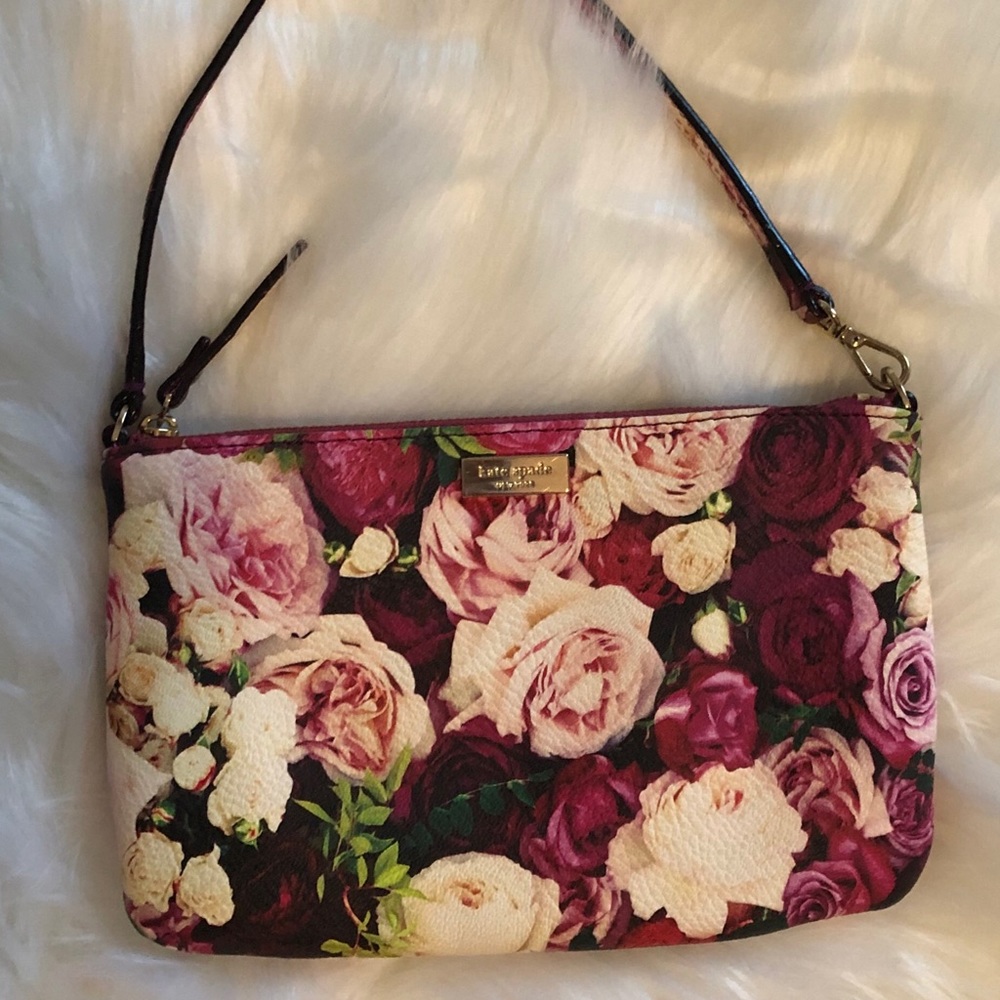 Floral wrislet